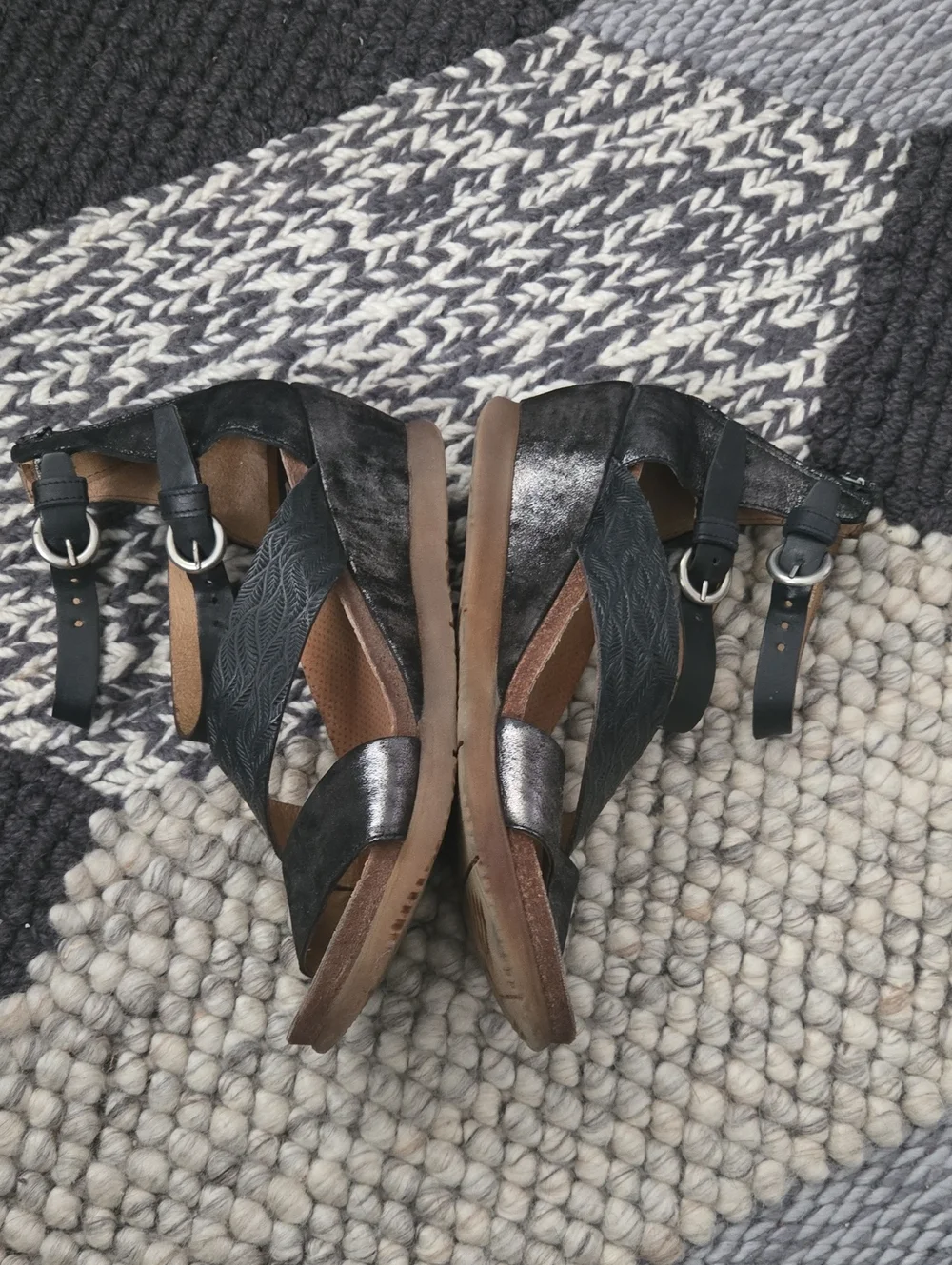 MIZ MOOZ LEATHER SANDALS 9.5 - Picture 4 of 5
